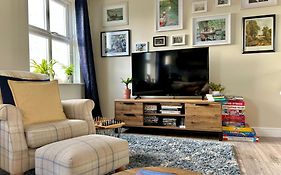 Charming Pembrokeshire Townhouse